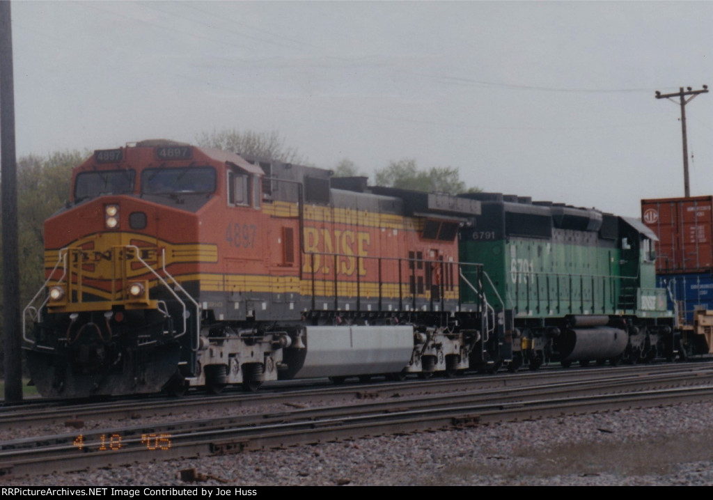 BNSF 4897 West